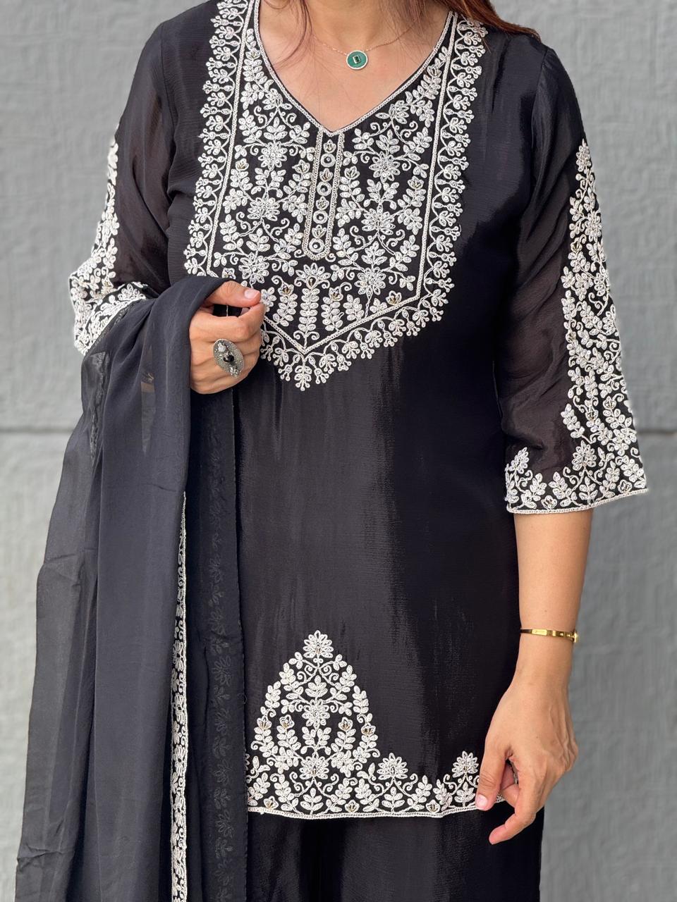 Noor Black Embroidered Kurti Set