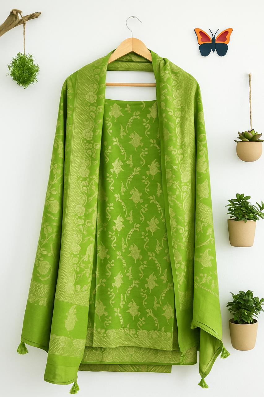 Banarsi Mul cotton parrot green kurta pant with dupatta(Unstitched Material)